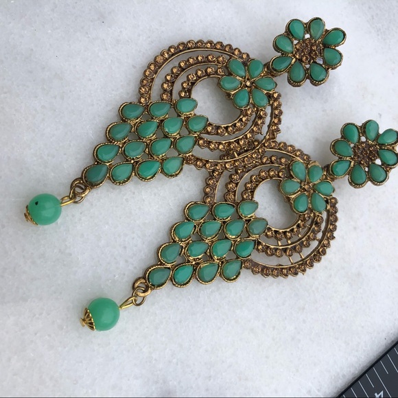 Beautiful drop earrings truly a statement piece ✨ - Picture 12 of 12